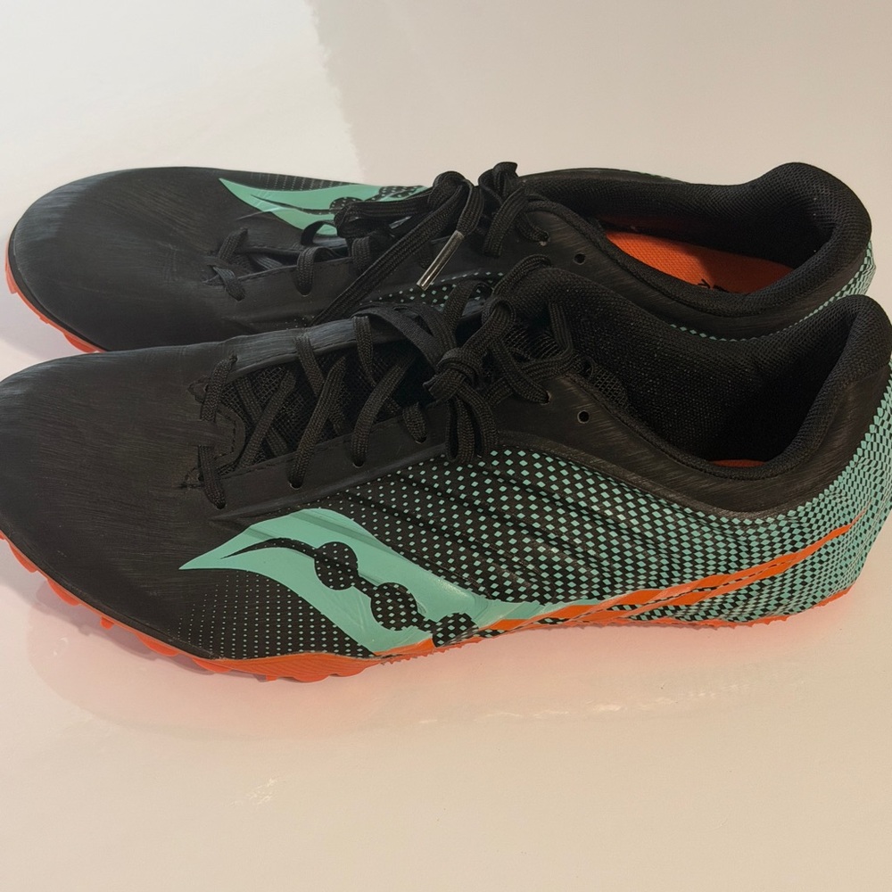 Size 10.5 - Saucony Spitfire 5 Black/Cool Mint Noir